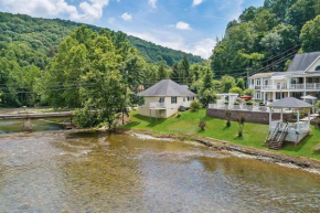 Jackson River Estate Cozy Cottage on the River